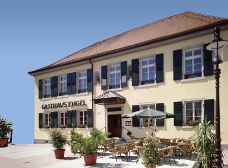 מלון ראסטאט Gasthaus Zum Engel מראה חיצוני תמונה